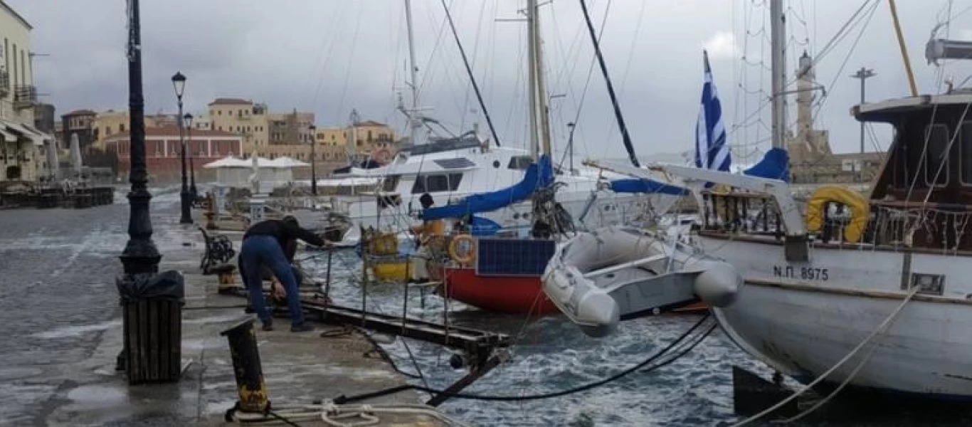 «Σάρωσε» την Κρήτη η κακοκαιρία «Κάρμελ»: Προβλήματα σε αεροδρόμιο και λιμάνια